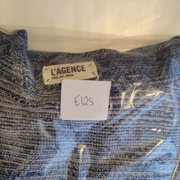 L'Agence Womens Silk Striped Snap Blouse Size 4 Blue Career Western Lightweight - Picture 13 of 13